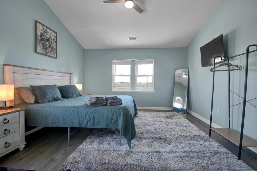 Surf City Serene Waterfront Vacation Home Extérieur photo