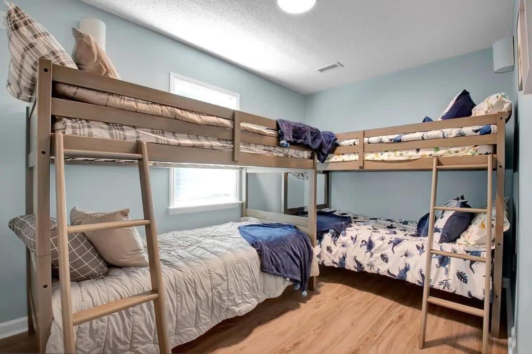 Surf City Serene Waterfront Vacation Home Extérieur photo