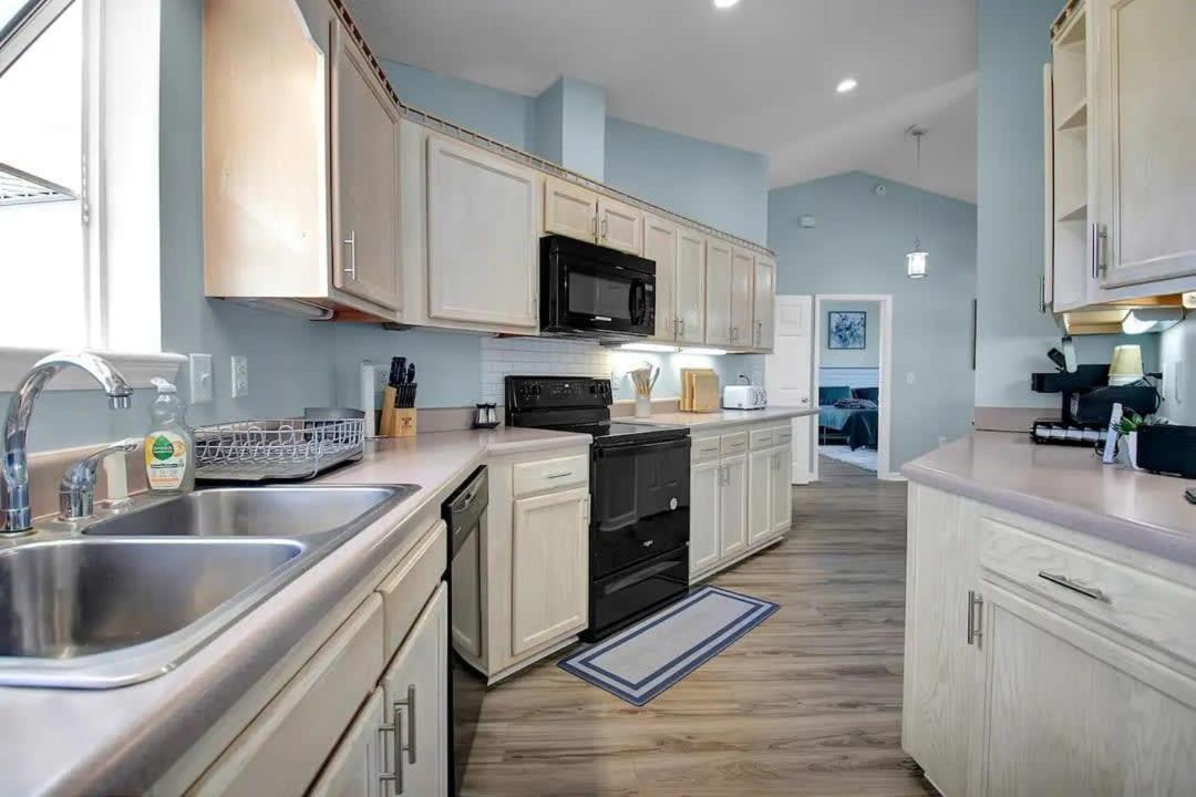 Surf City Serene Waterfront Vacation Home Extérieur photo