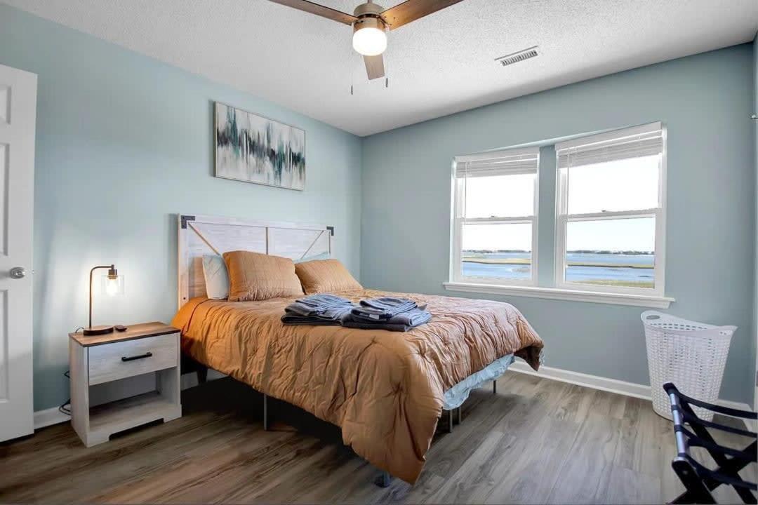 Surf City Serene Waterfront Vacation Home Extérieur photo